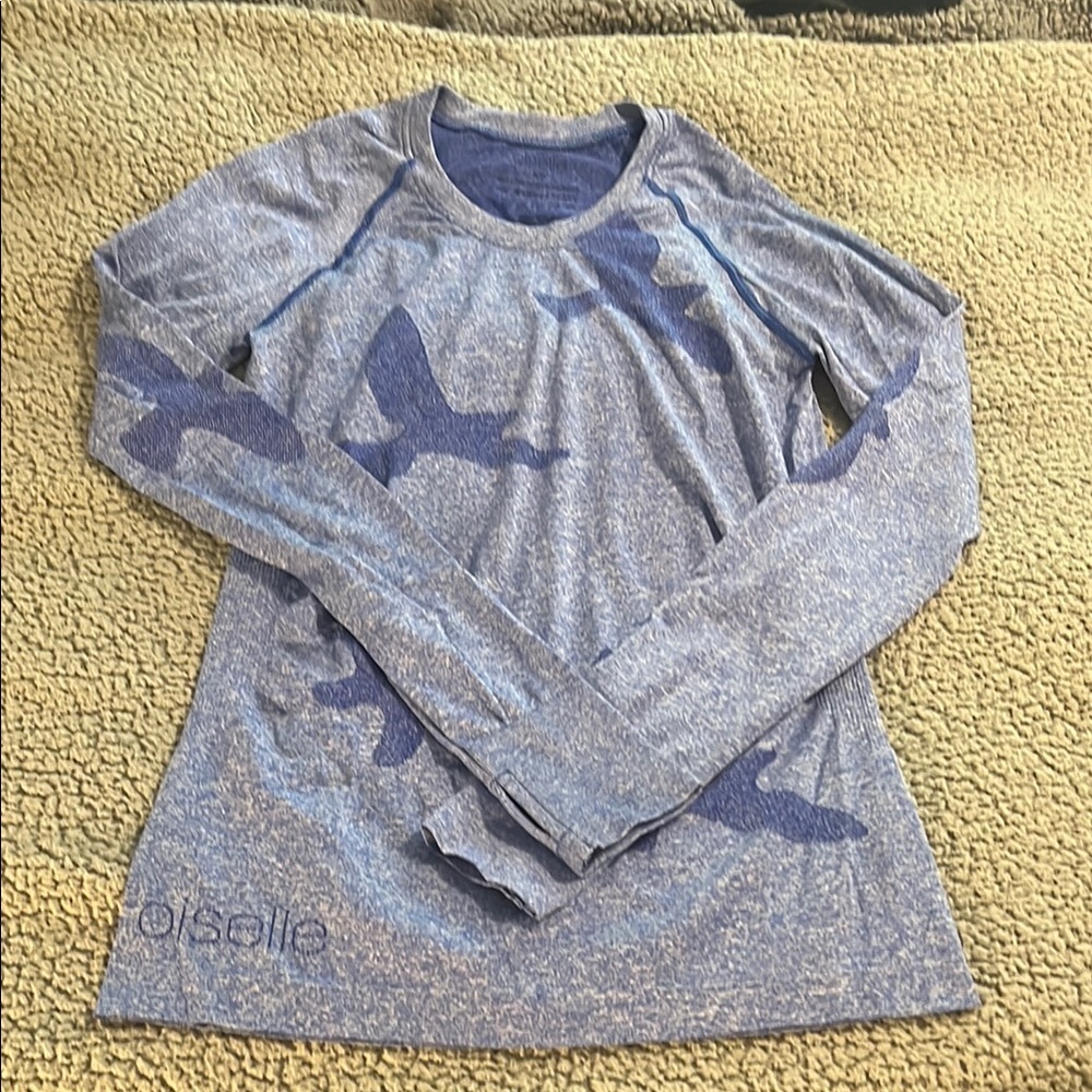 Oiselle Heathered Blue Bird Print Top